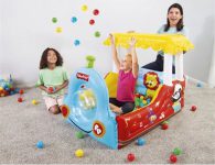 בריכת כדורים בצורת קטר Fisher Price כולל 25 כדורים