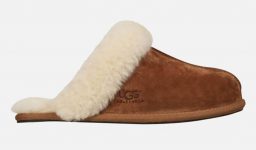 נעלי בית חורפיות UGG Scuffette Sheepskin לנשים