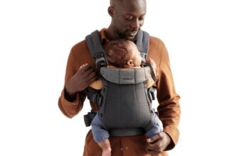 מנשא תינוק BabyBjörn Harmony