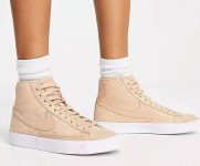 Nike Blazer Mid Premium